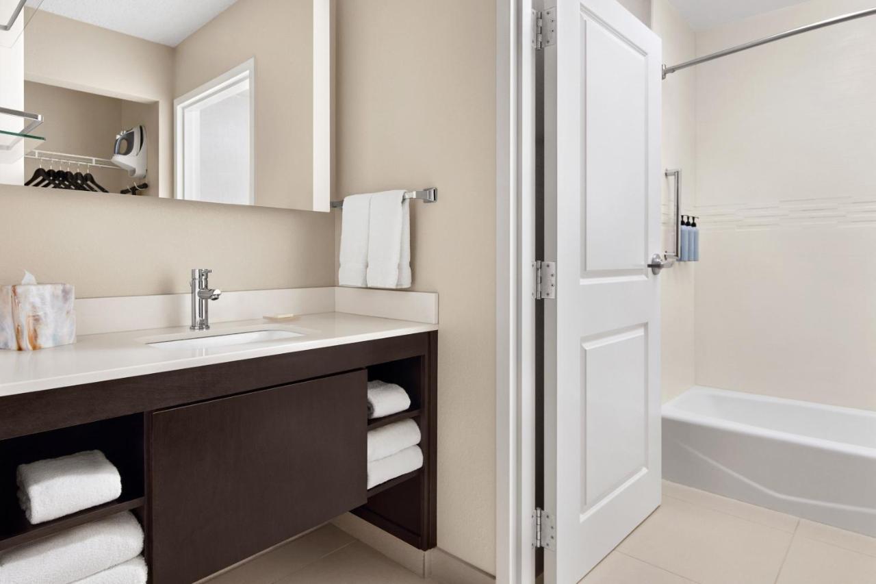 Residence Inn By Marriott Harrisburg Carlisle Exteriör bild